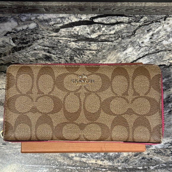 Coach Tan and Pink Signature Wallet - Picture 1 of 5